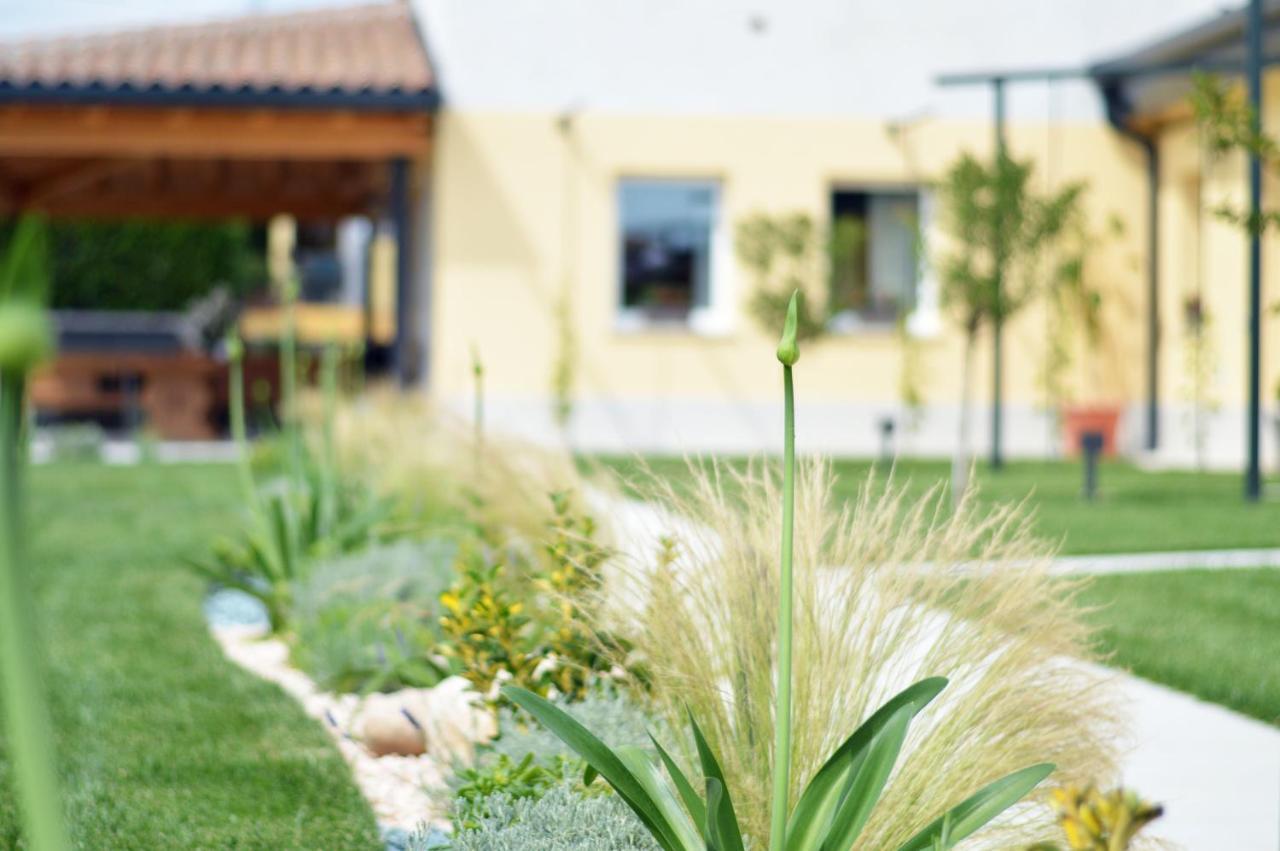 Rivoli Veronese Agriturismo Pepe Rosa מראה חיצוני תמונה
