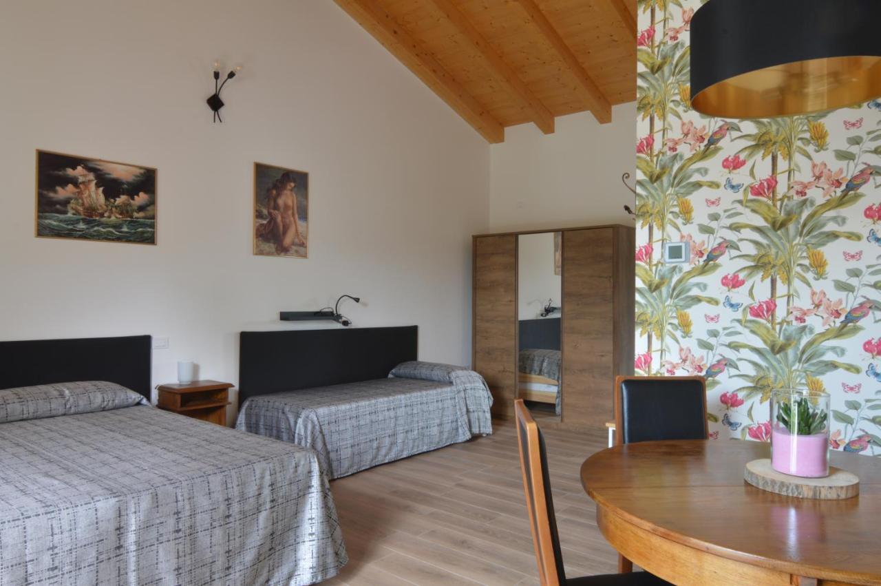Rivoli Veronese Agriturismo Pepe Rosa מראה חיצוני תמונה