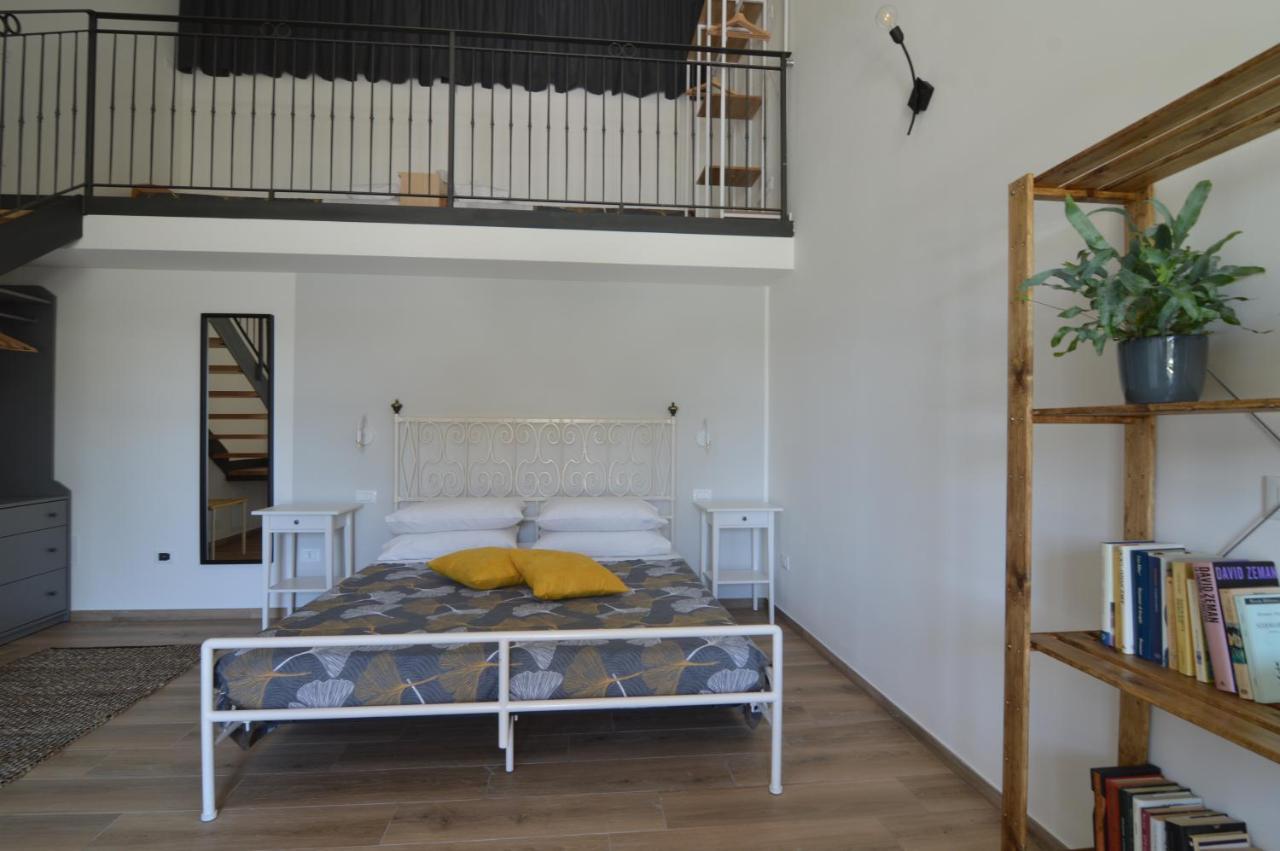 Rivoli Veronese Agriturismo Pepe Rosa מראה חיצוני תמונה